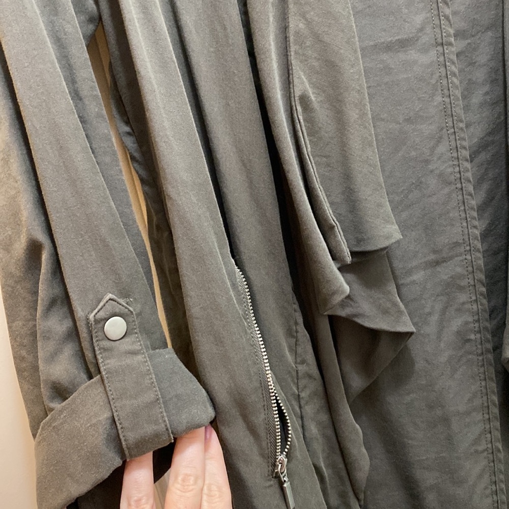 Green Jacket - Picture 3 of 4